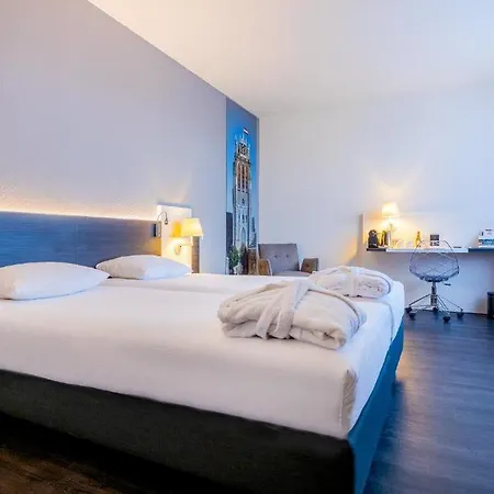 Postillion Hotel 4*
