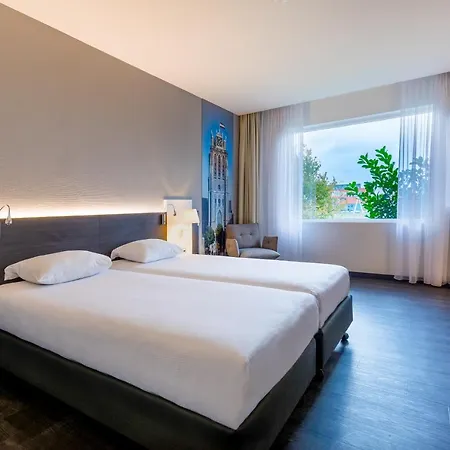 Отель Postillion Дордрехт