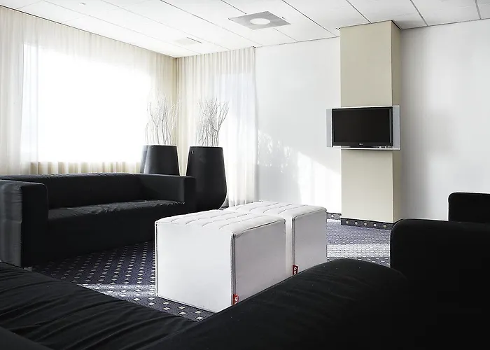 普斯缇里翁多德雷赫特酒店 多德雷赫特